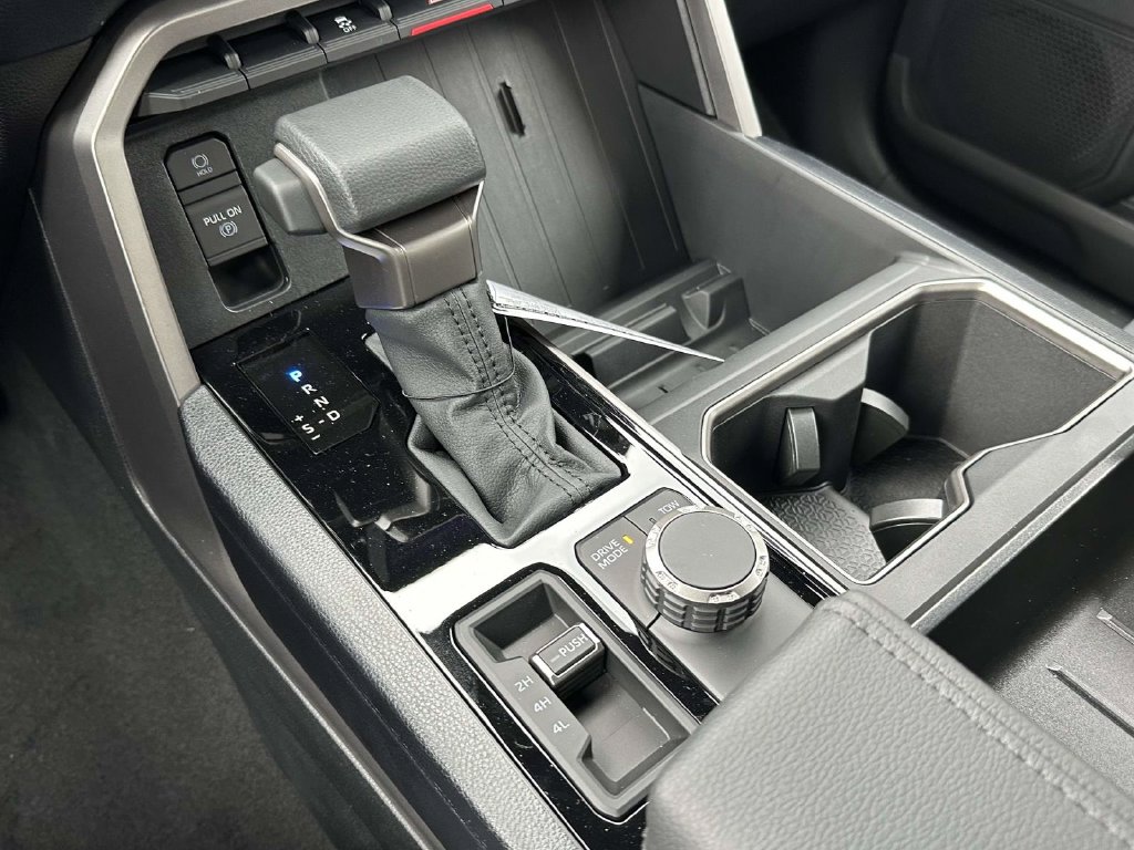 2026 Toyota Tundra SR5 - Photo 6