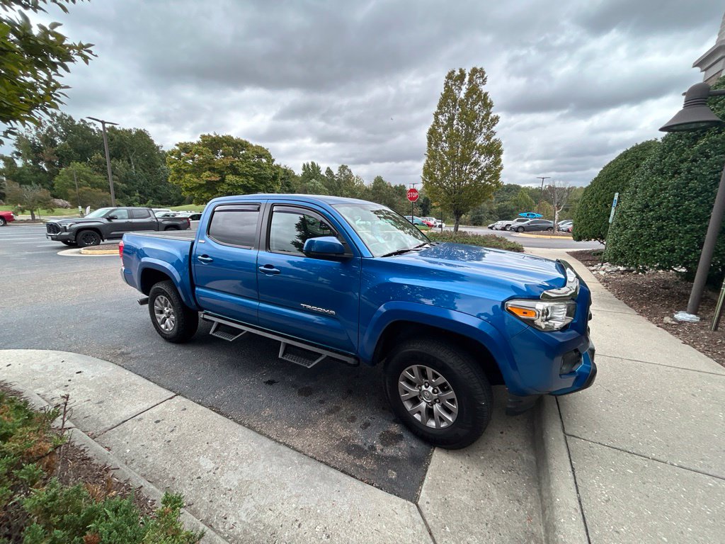  Toyota Tacoma