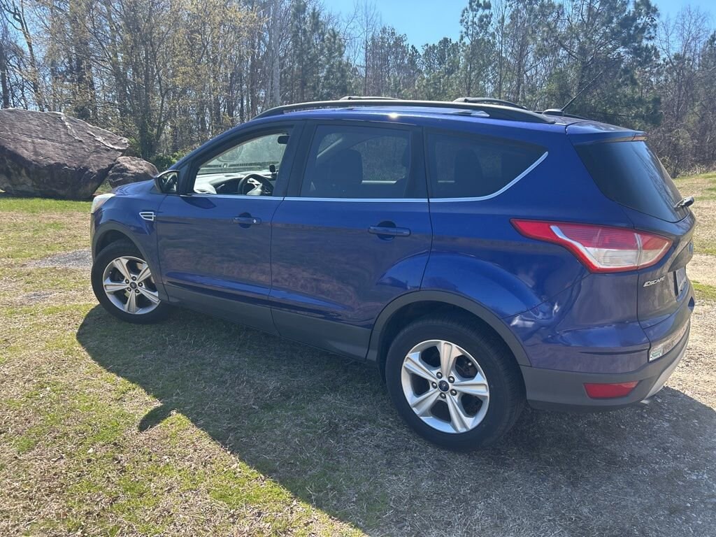Used 2015 Ford Escape SE SUV