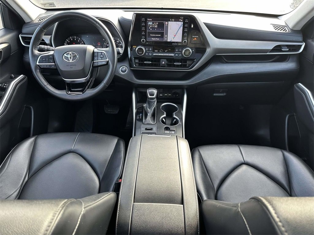 Used 2021 Toyota Highlander XLE SUV