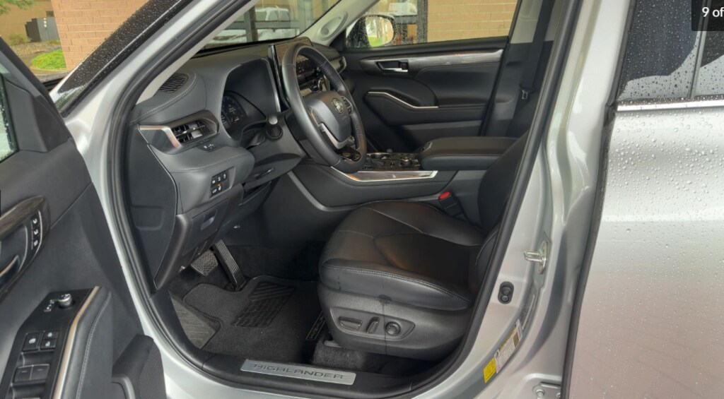 Used 2024 Toyota Highlander Limited SUV