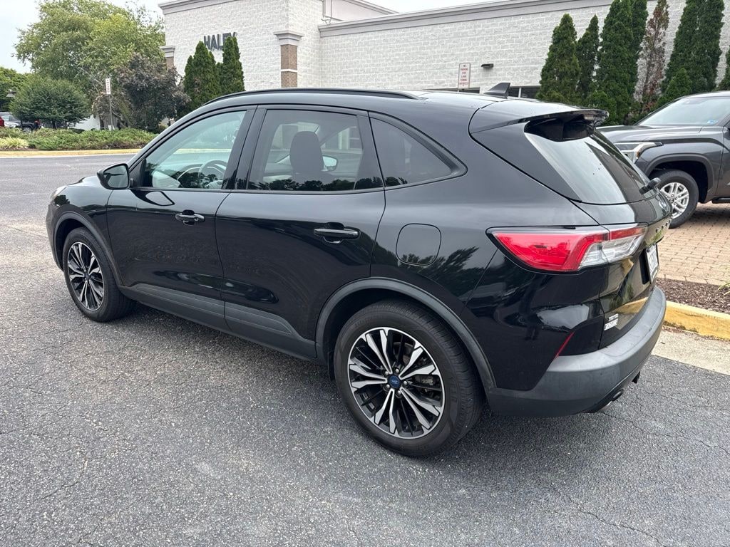 Used 2021 Ford Escape SE SUV