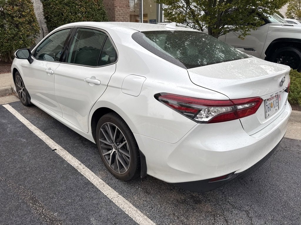 Used 2021 Toyota Camry XLE Sedan