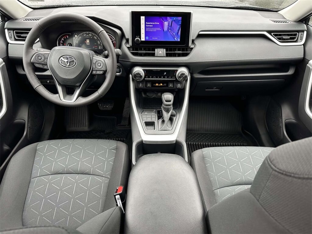 New 2025 Toyota RAV4 XLE SUV