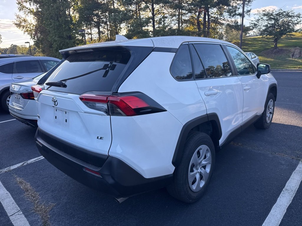 2024 Toyota RAV4 LE photo 2