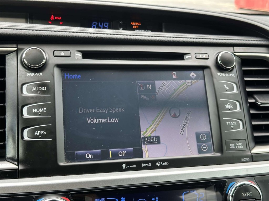 2019 Toyota Highlander SE photo 3