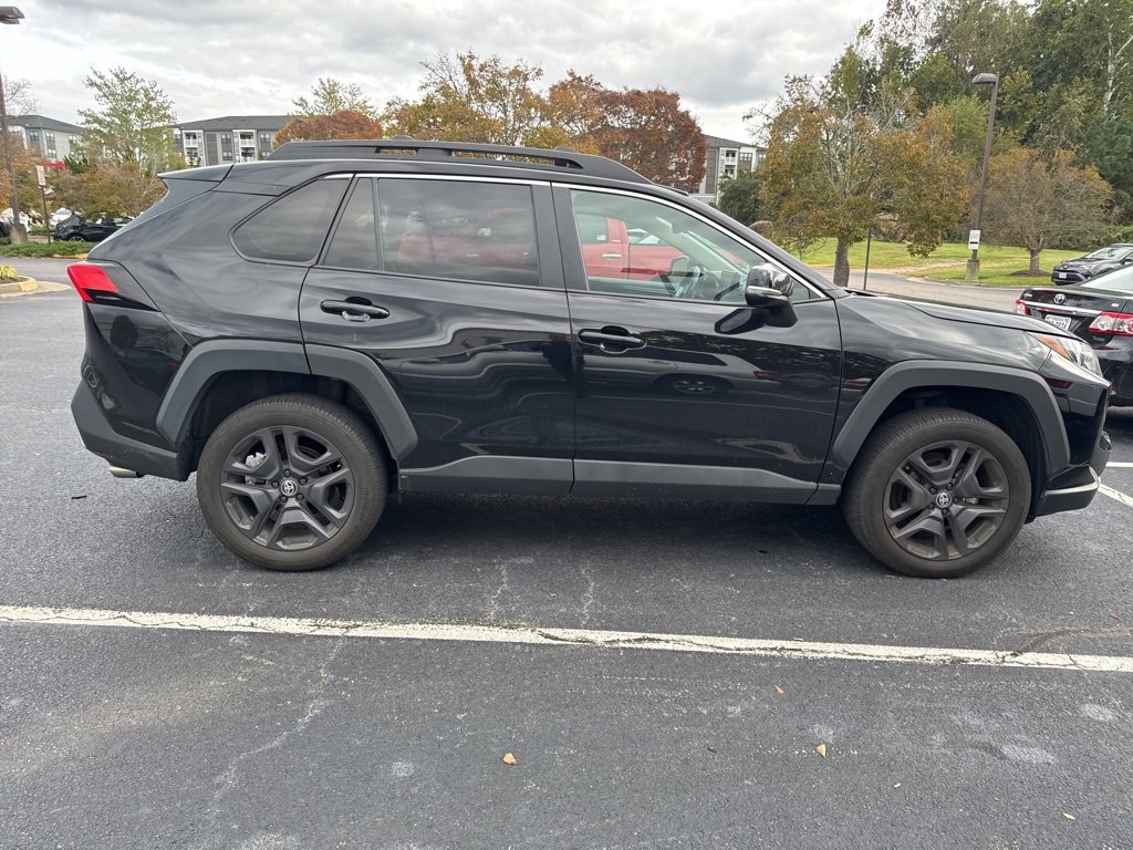 2022 Toyota RAV4 Adventure photo 2