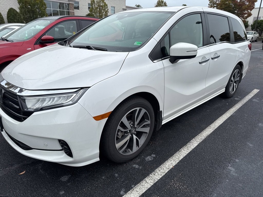 2024 Honda Odyssey Touring photo 4