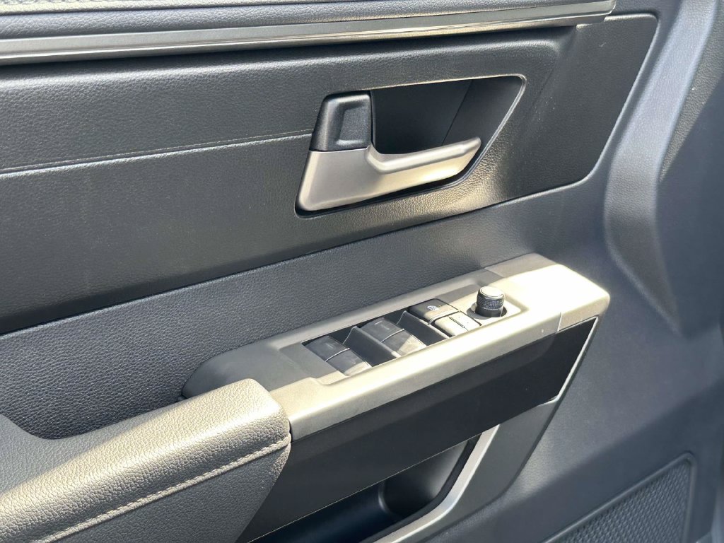 2026 Toyota Tundra SR5 - Photo 17