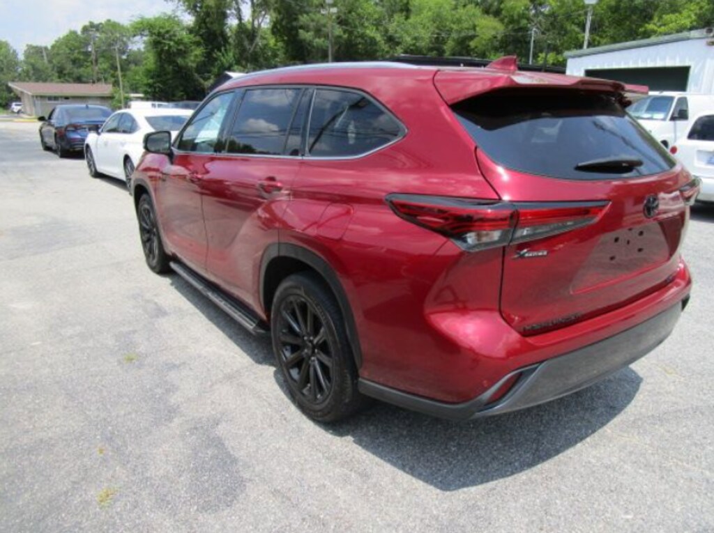 Used 2023 Toyota Highlander Limited SUV
