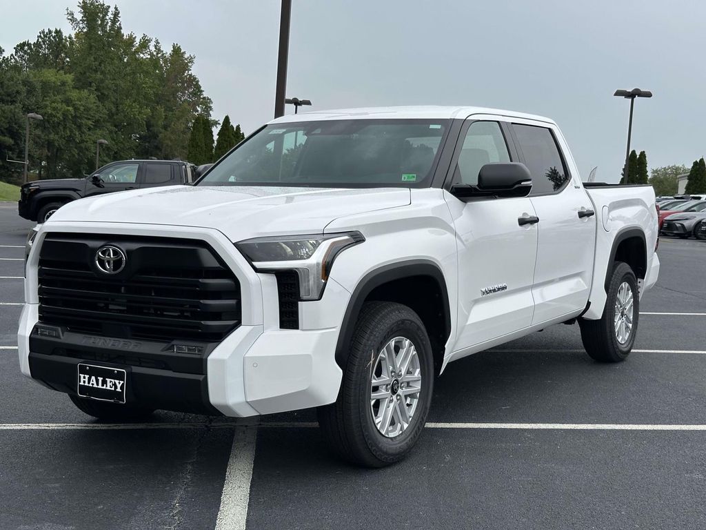 2026 Toyota Tundra SR5 - Photo 22