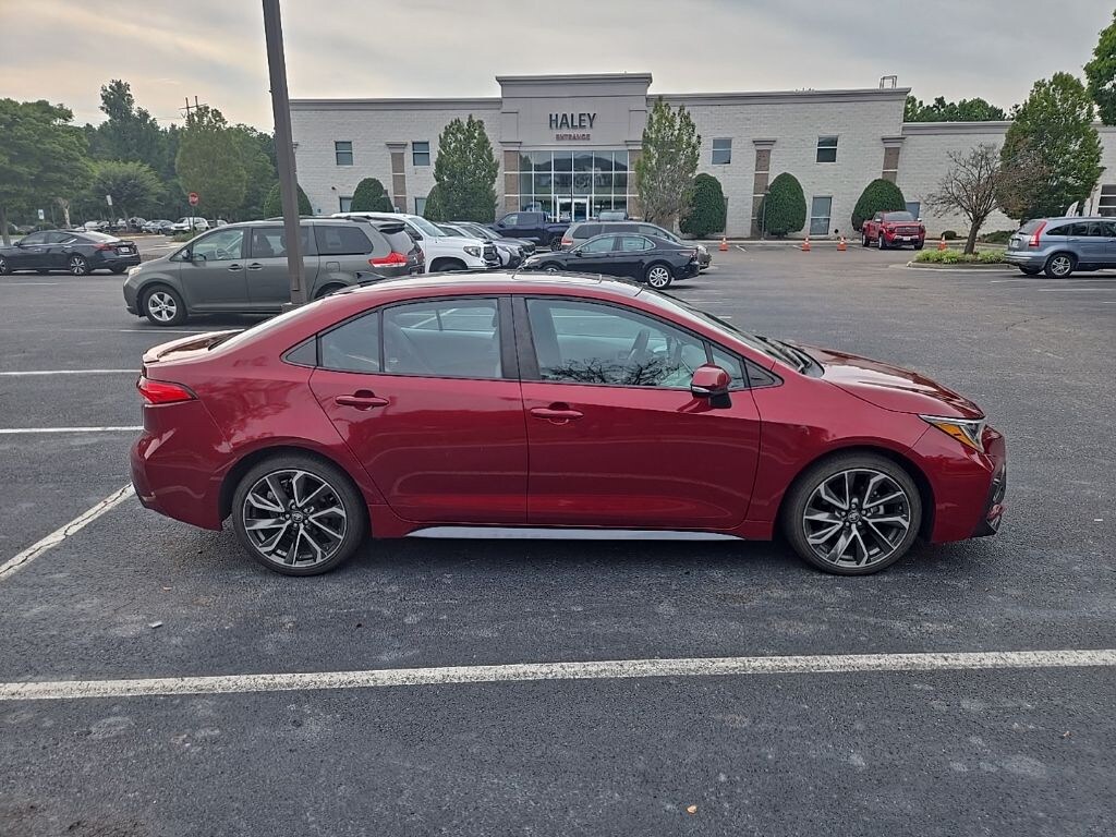 Used 2022 Toyota Corolla SE Sedan
