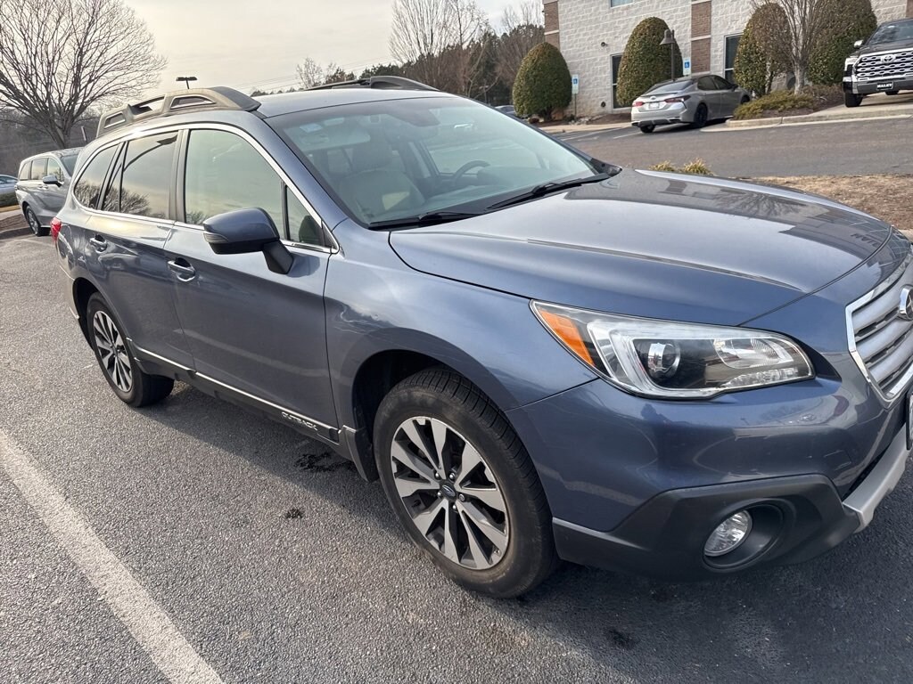 Used 2017 Subaru Outback 2.5i Limited with SUV