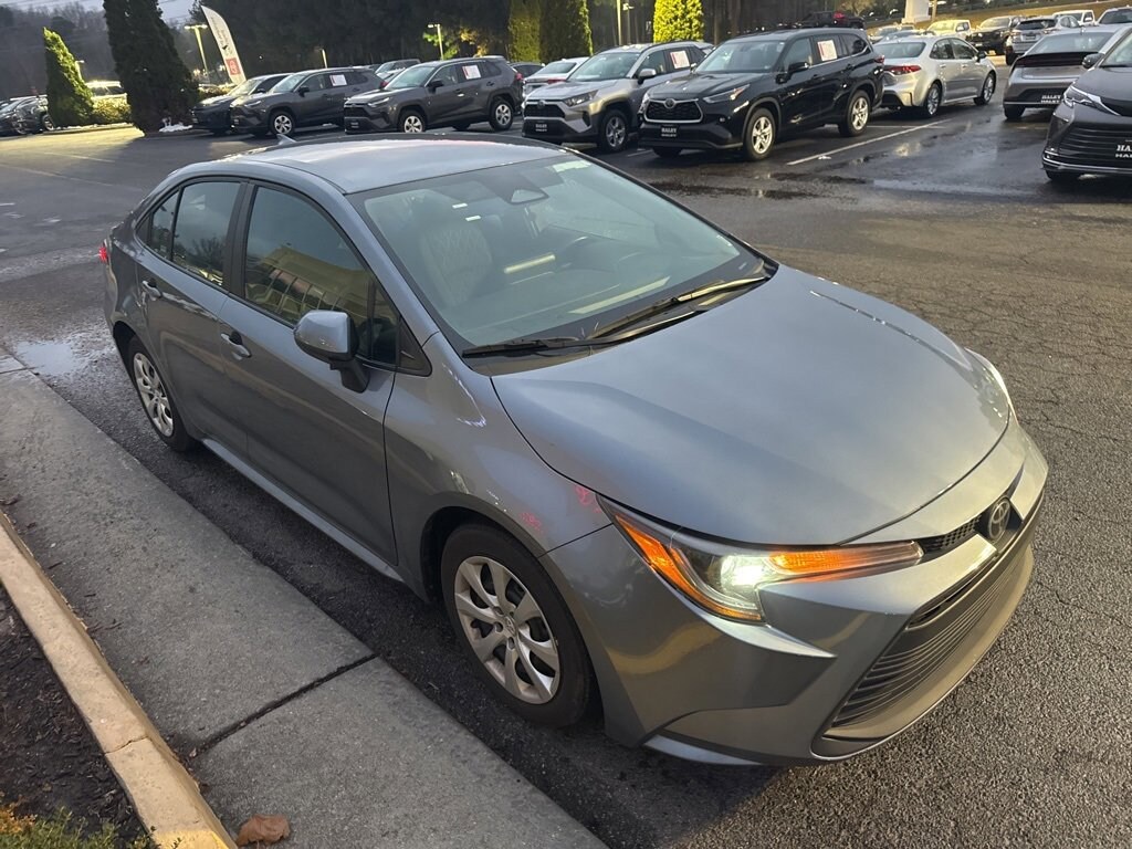 Used 2025 Toyota Corolla LE Sedan