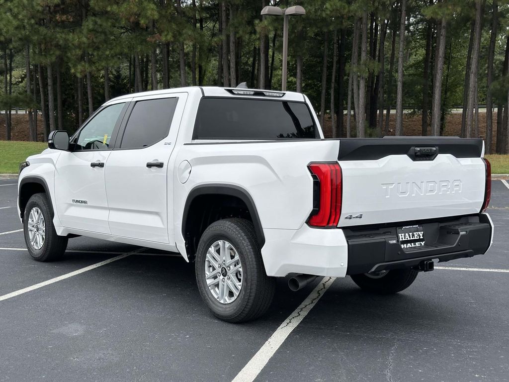 2026 Toyota Tundra SR5 - Photo 21