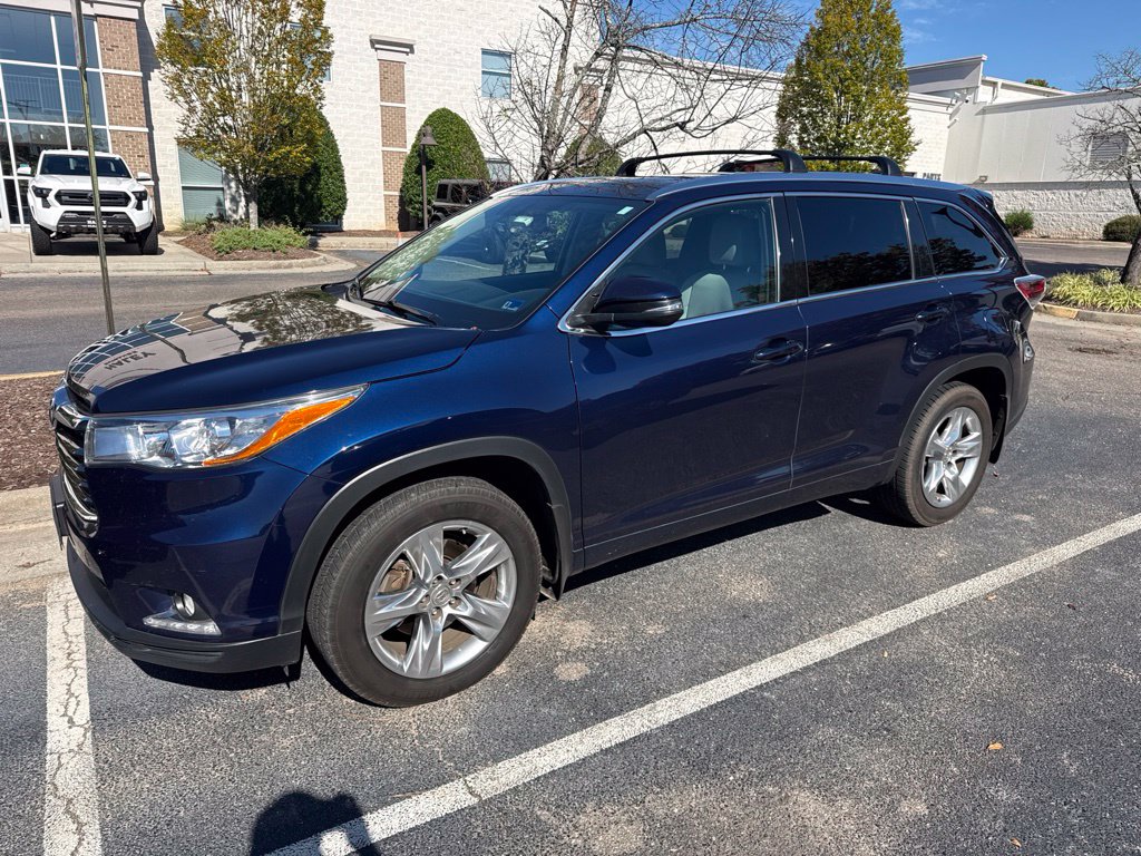Used 2015 Toyota Highlander Limited SUV