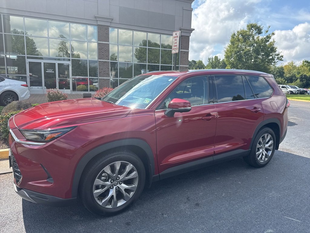 2024 Toyota Grand Highlander Limited photo 4