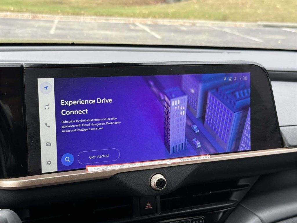 Used 2025 Toyota Crown Signia XLE SUV