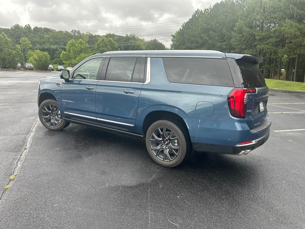 Used 2025 GMC Yukon XL Denali SUV