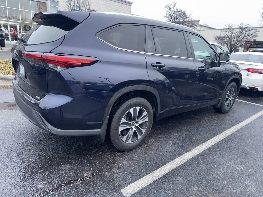 Used 2023 Toyota Highlander XLE SUV