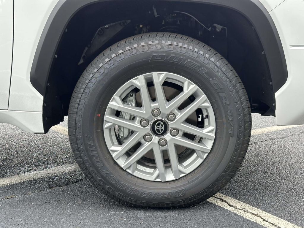 2026 Toyota Tundra SR5 - Photo 24