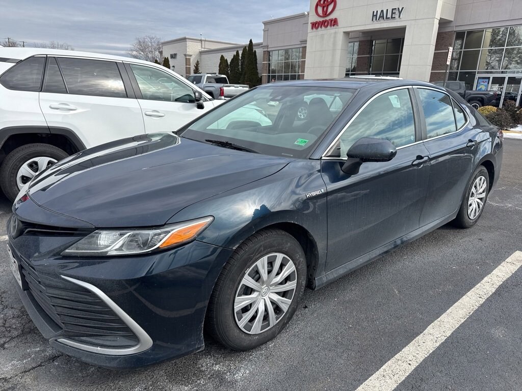 Used 2021 Toyota Camry Hybrid LE Sedan