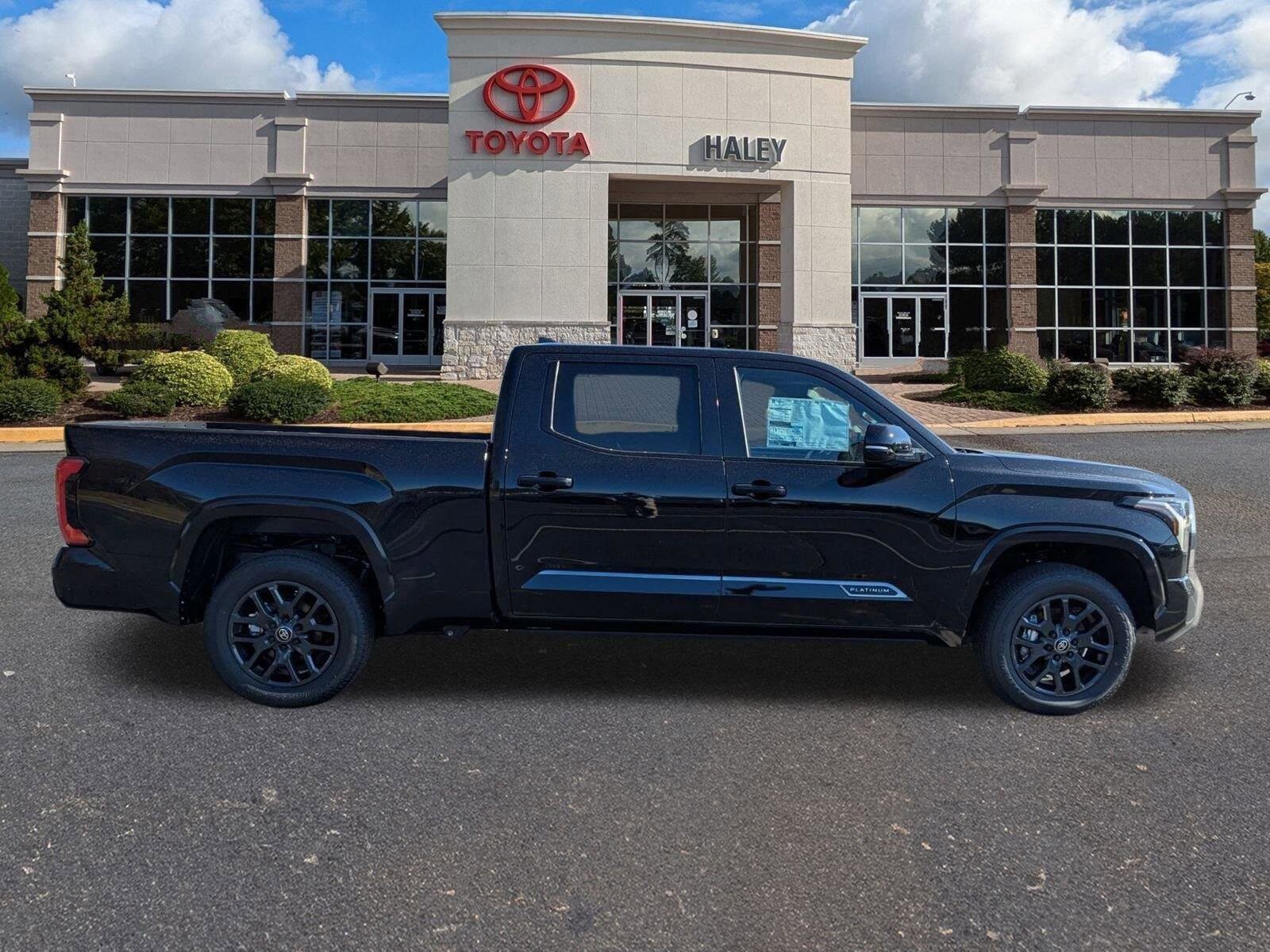 2025 Toyota Tundra Platinum photo 2