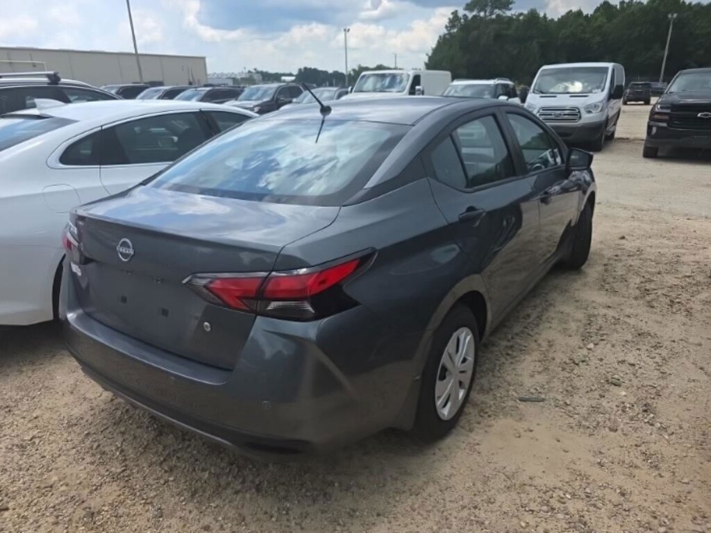 Used 2025 Nissan Versa 1.6 S Sedan