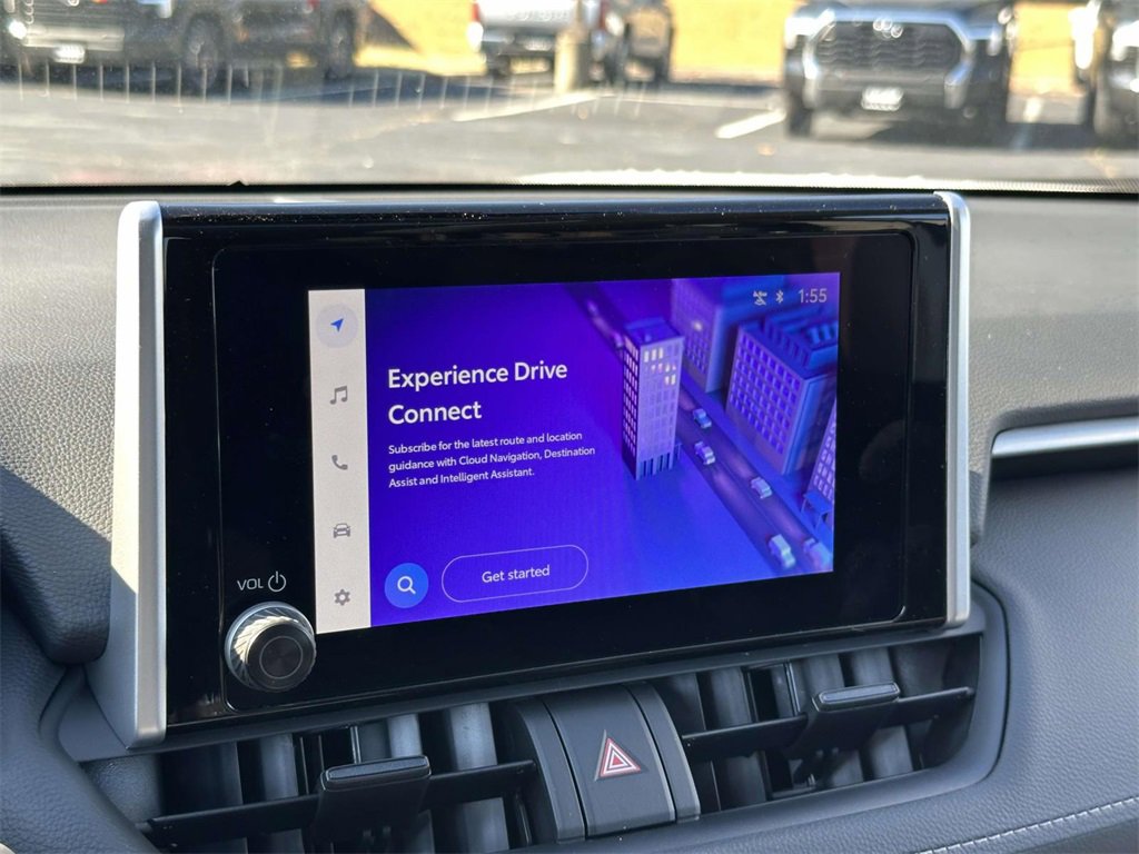 2025 Toyota RAV4 XLE photo 3