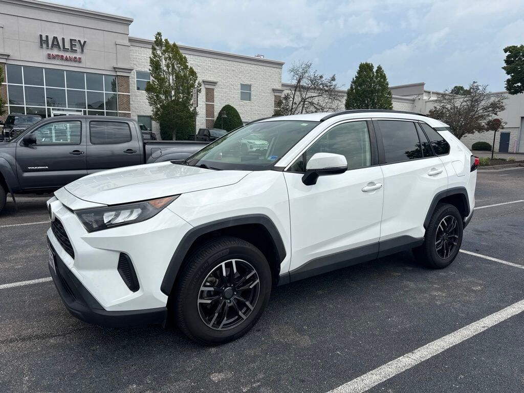 Used 2019 Toyota RAV4 LE SUV
