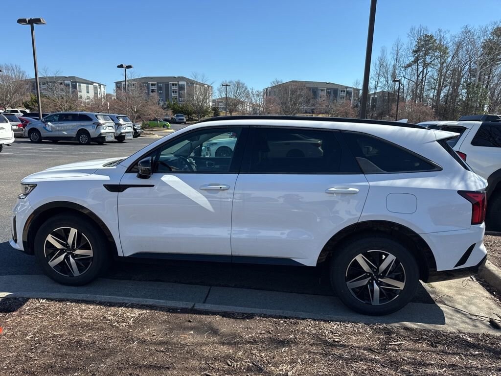 Used 2022 Kia Sorento S SUV