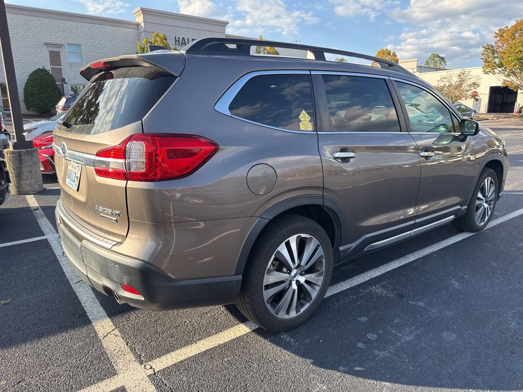 2021 Subaru Ascent Touring photo 3