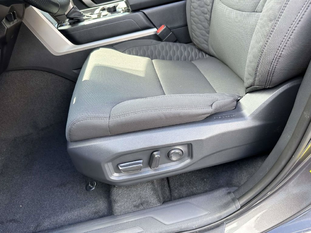 2026 Toyota Tundra SR5 - Photo 16