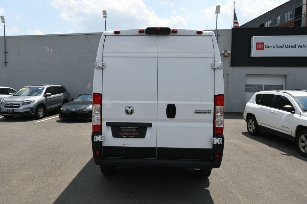 Photo 7