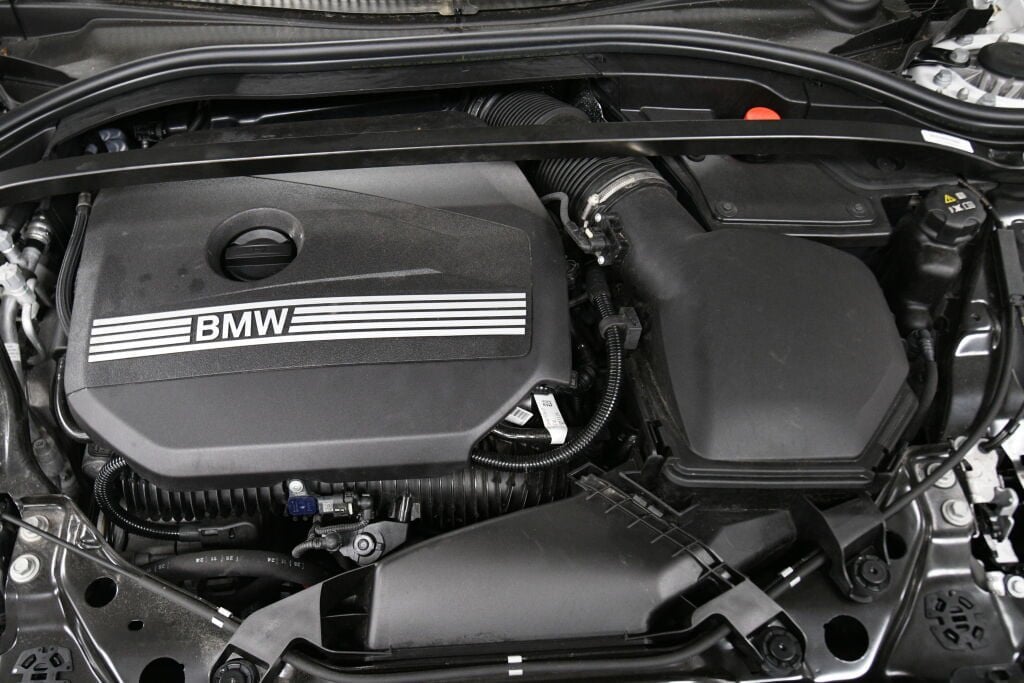 2025 BMW 2 Series 228 - Photo 33