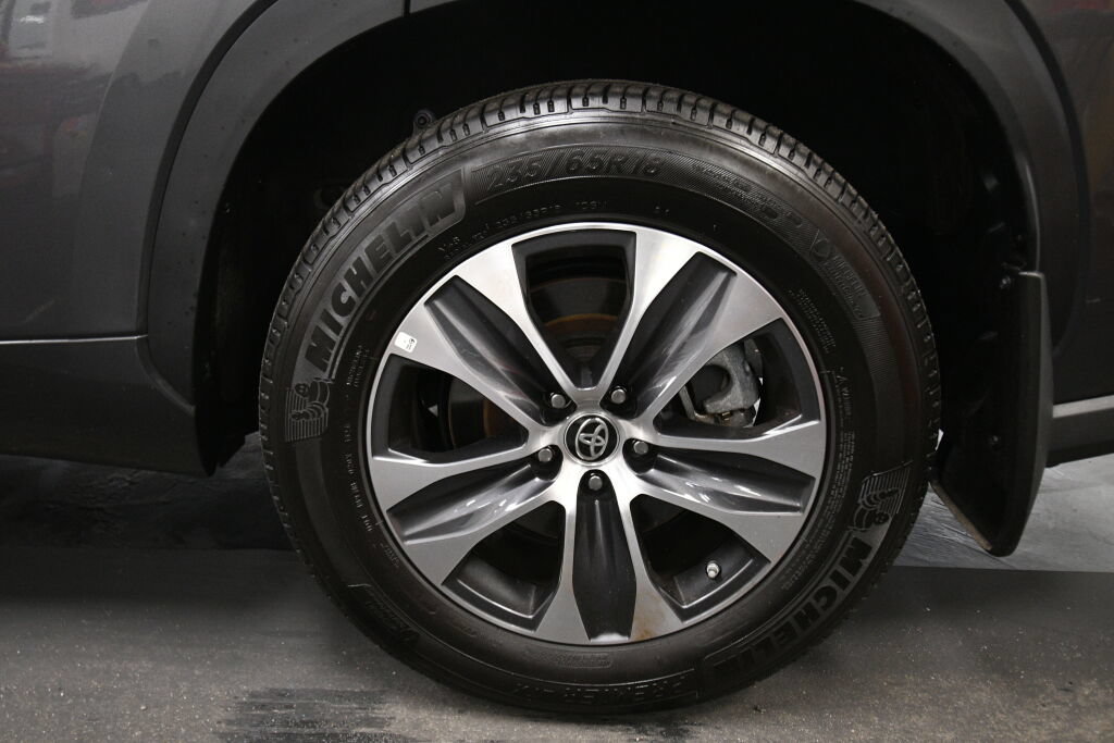 2024 Toyota Highlander XLE - Photo 37