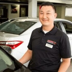 Staff member Michael Park from ID_af7c6e