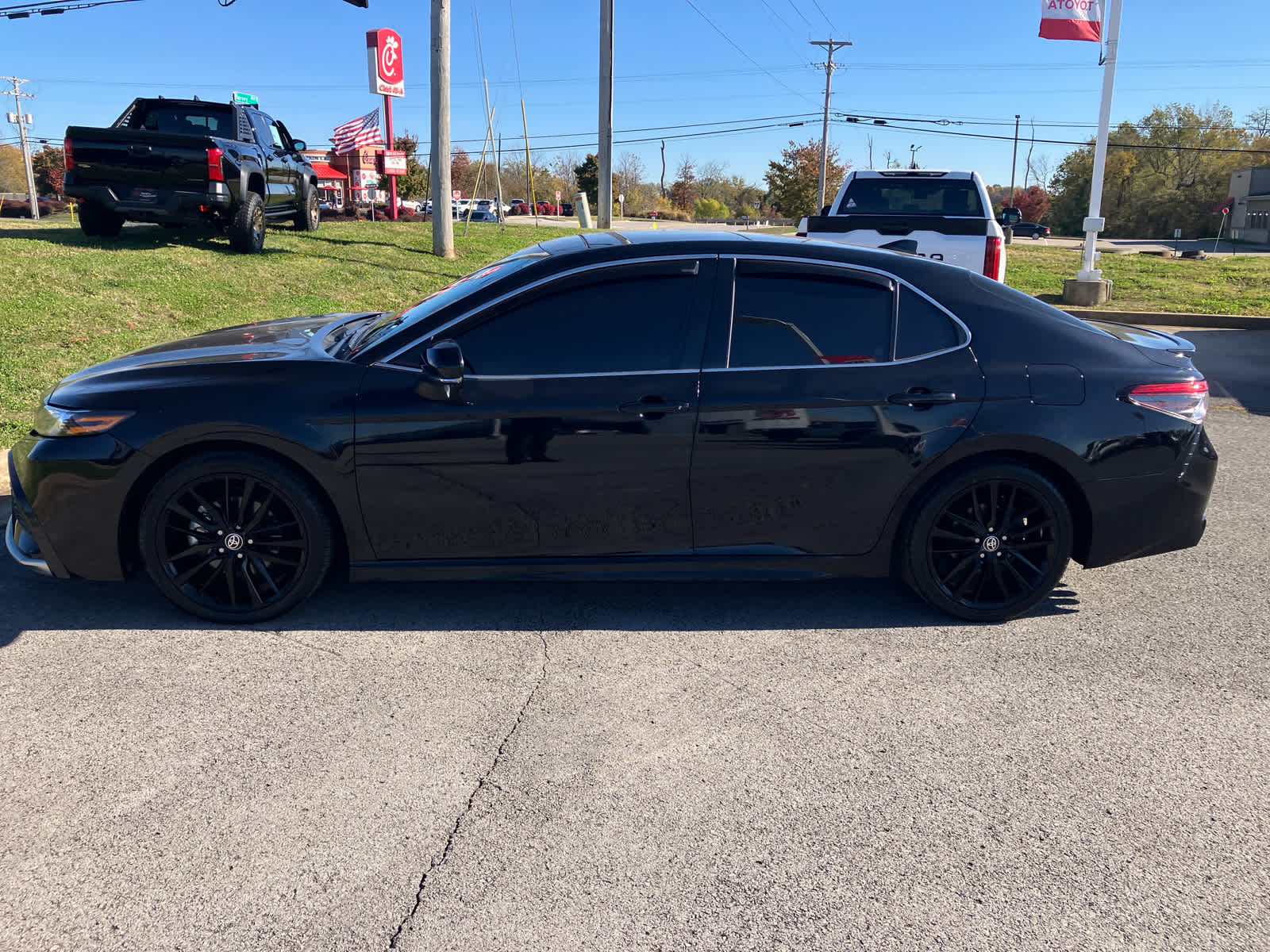 2023 Toyota Camry XSE photo 4