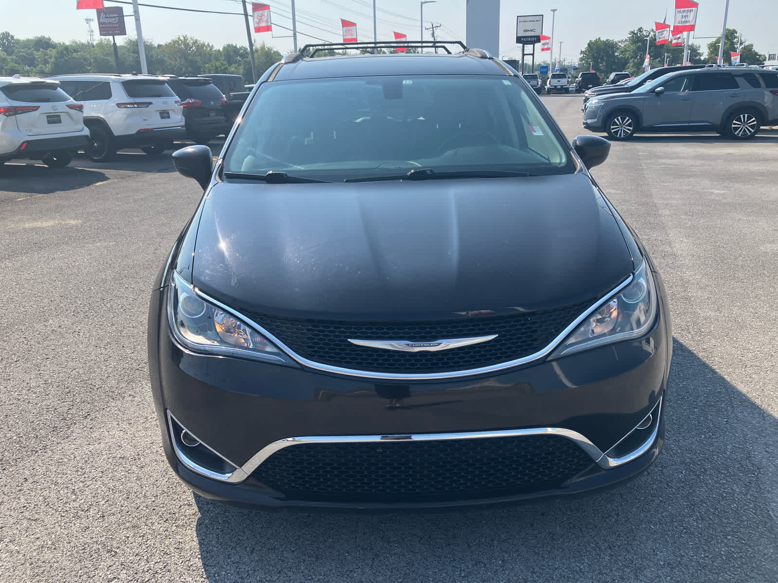 Used 2017 Chrysler Pacifica Touring-L Plus with VIN 2C4RC1EG8HR844850 for sale in Hopkinsville, KY