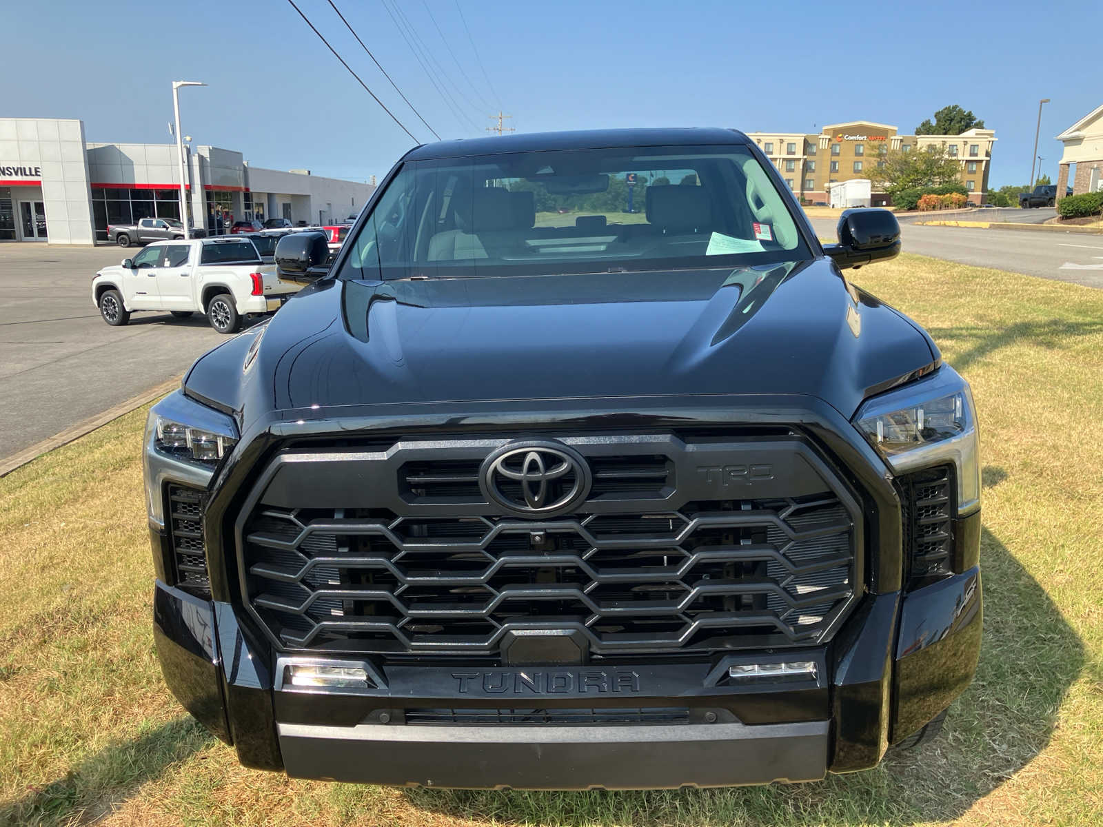 Used 2024 Toyota Tundra Limited with VIN 5TFWA5DB3RX184533 for sale in Hopkinsville, KY