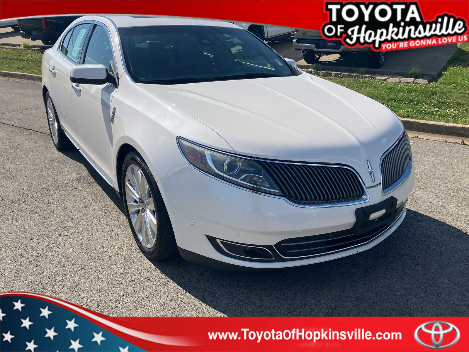 2016 Lincoln MKS Base