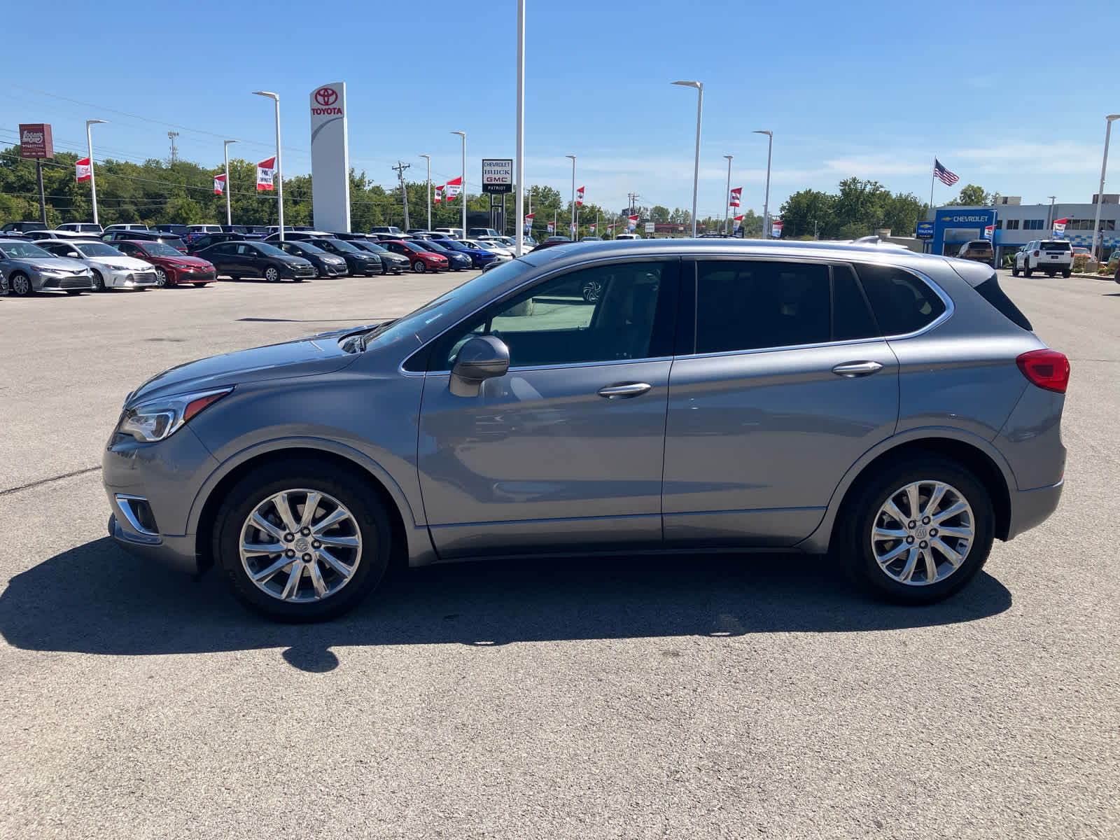 2020 Buick Envision Essence photo 3
