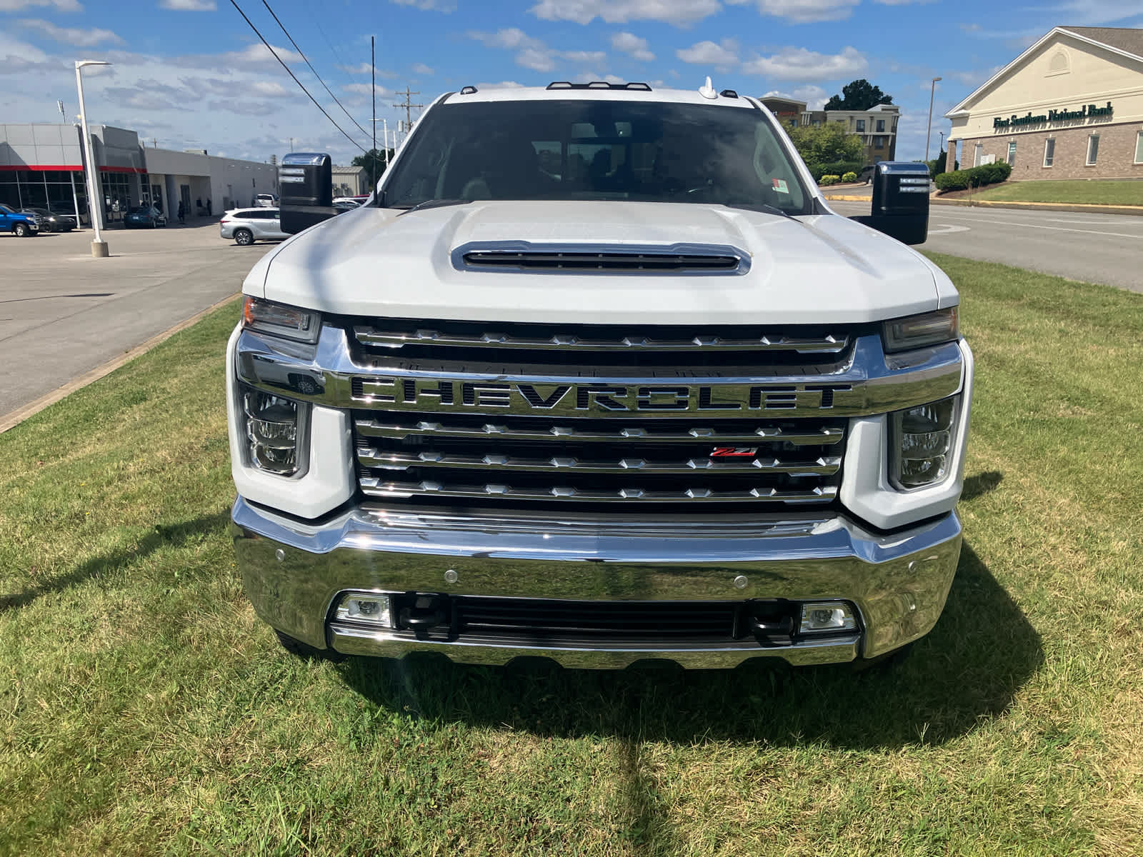 2022 Chevrolet Silverado 2500HD LTZ photo 2