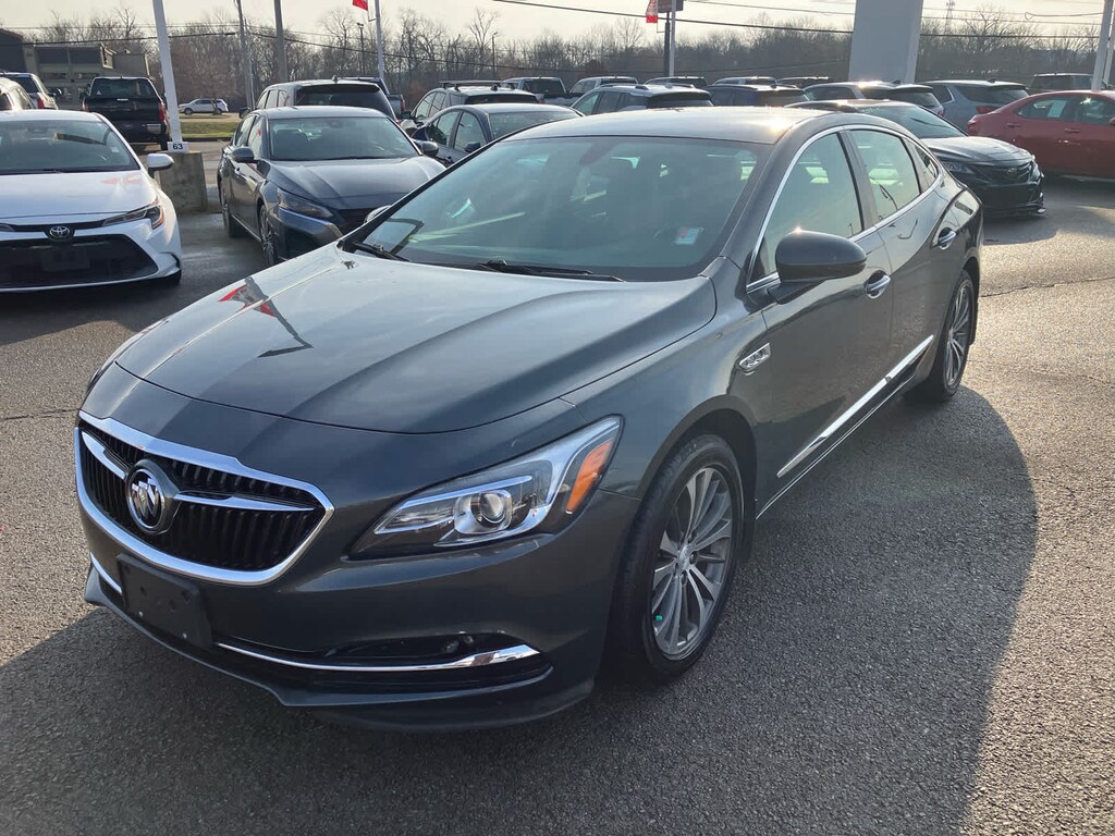 Used 2017 Buick Lacrosse Essence Sedan