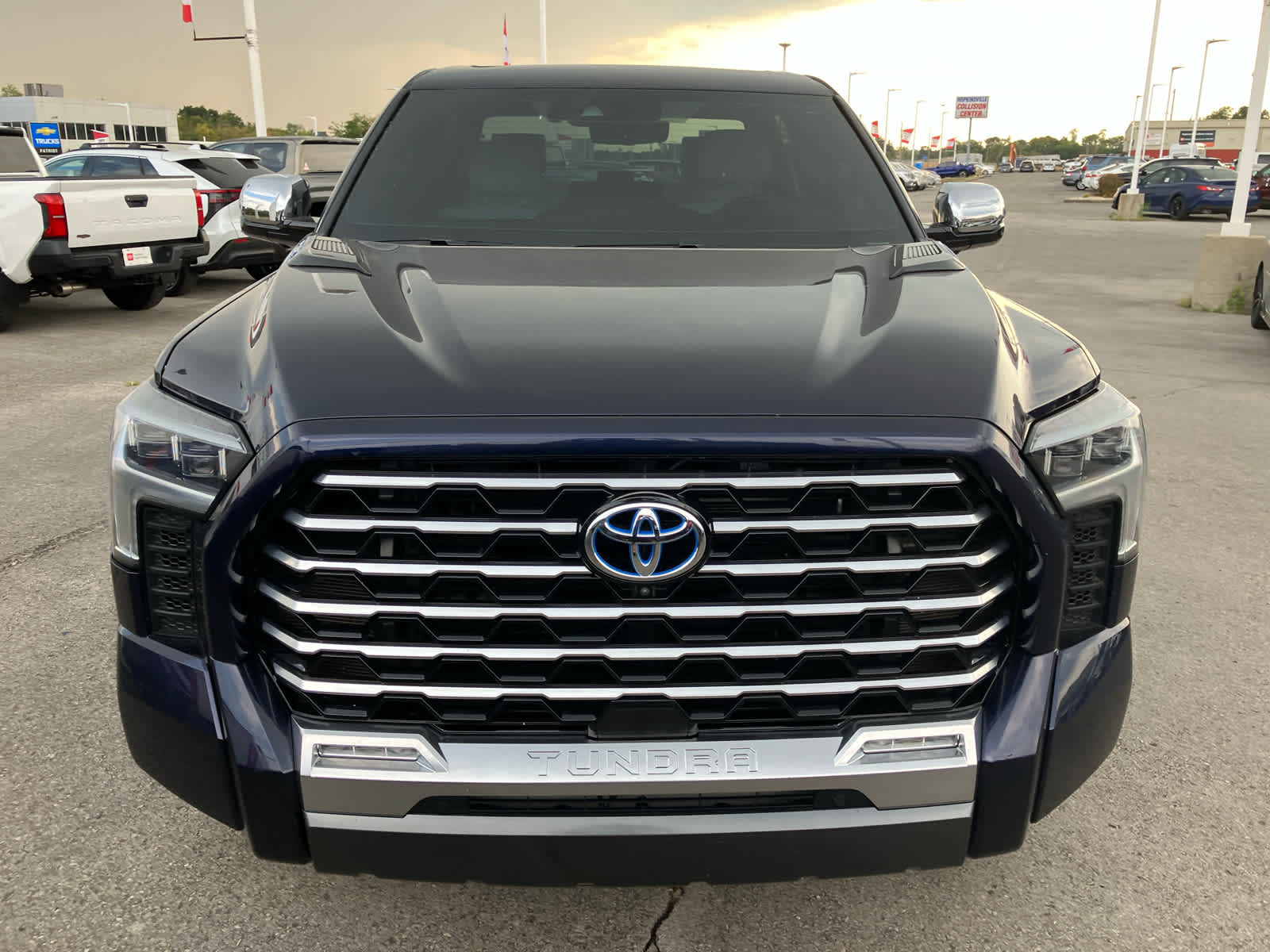 2024 Toyota Tundra CapStone CrewMax photo 2