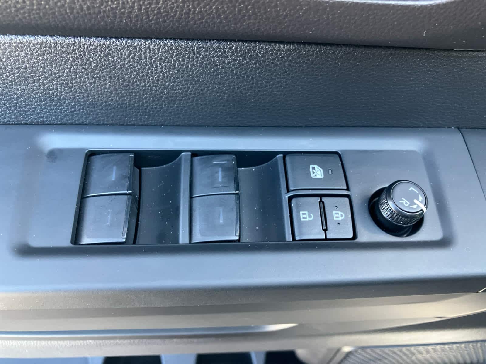 2026 Toyota Tundra SR5 - Photo 12