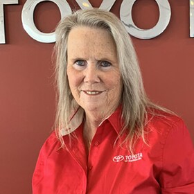 Staff member Susan Betts from d67782a0c582