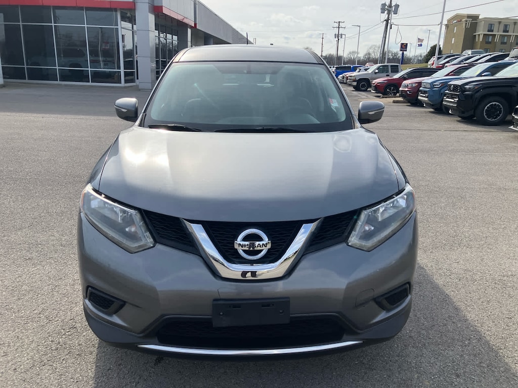 Used 2015 Nissan Rogue S SUV