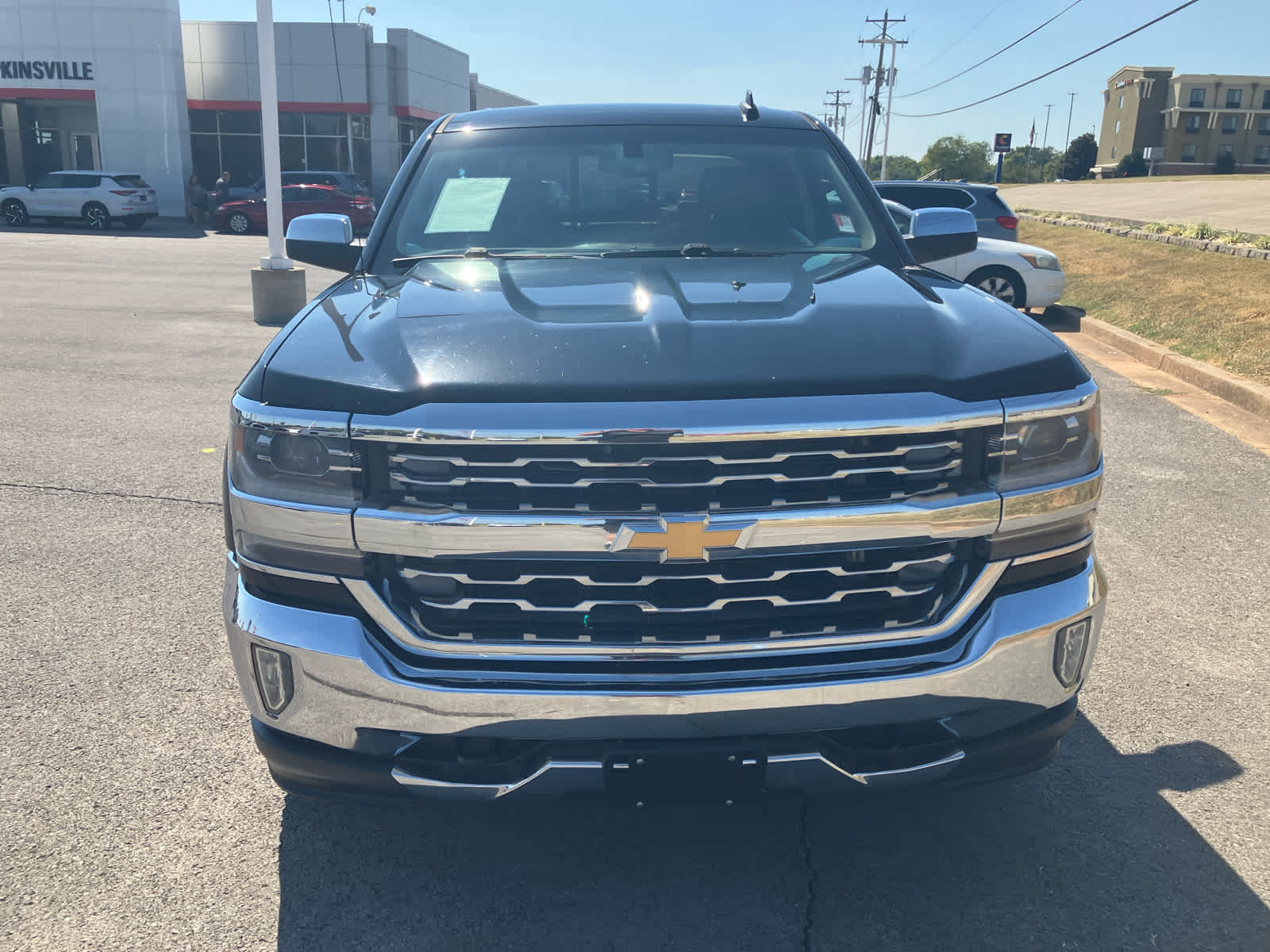 2016 Chevrolet Silverado 1500 LTZ photo 2