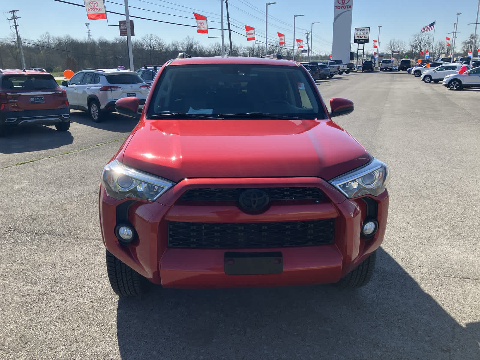 Used 2019 Toyota 4Runner SR5 with VIN JTEBU5JRXK5666212 for sale in Hopkinsville, KY